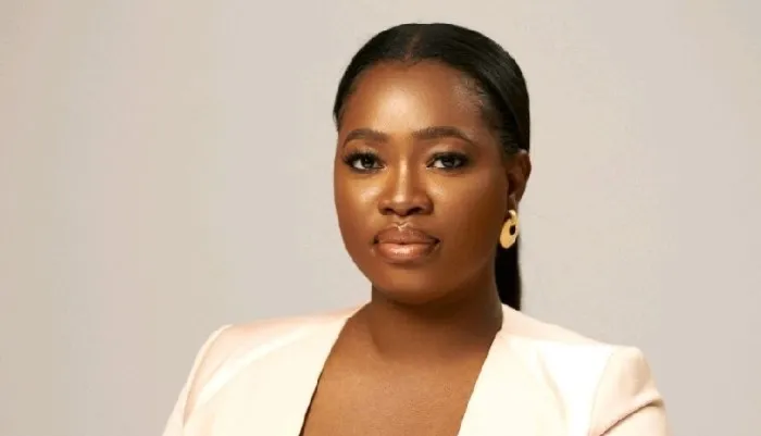 	 Damola Bello 